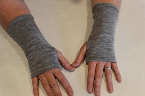 Woman's Fingerless Merino Gloves  **One size**