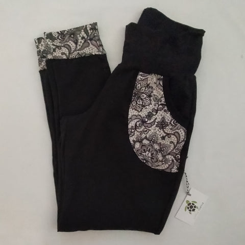 RTS Sz 18 *Woman's Joggers With Lace Print Pockets!